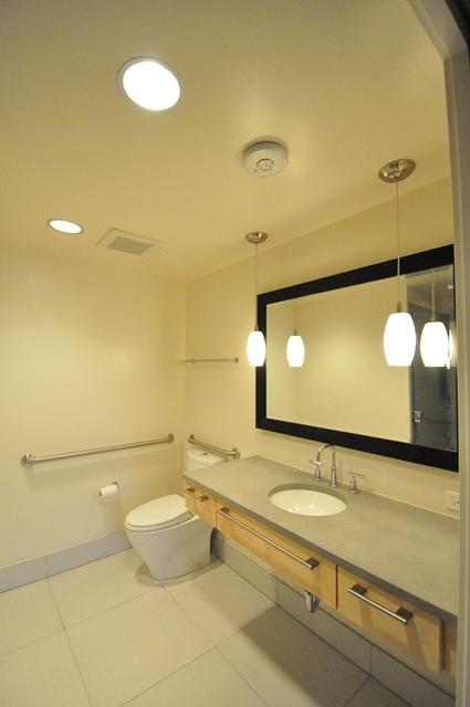 Building Photo - 1 bedroom in Seattle WA 98121