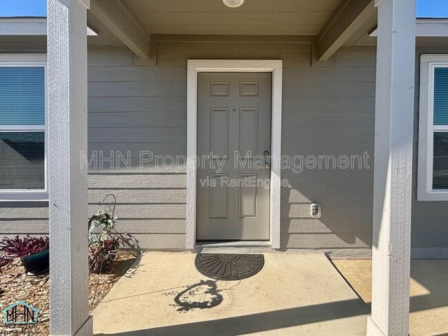 Building Photo - 12931 Kathleen St