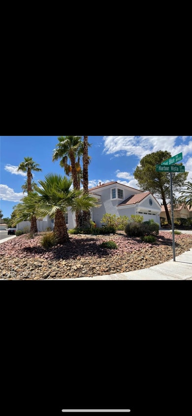FRONT CORNER LOT - 3233 Harbor Vista St