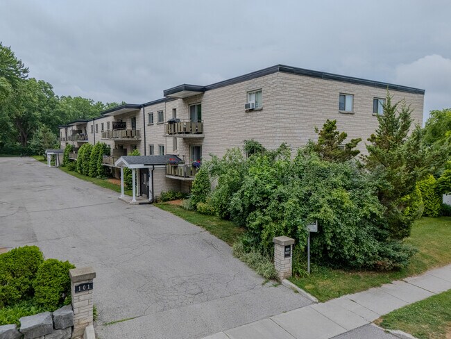 Photo du bâtiment - 101 Veronica Avenue