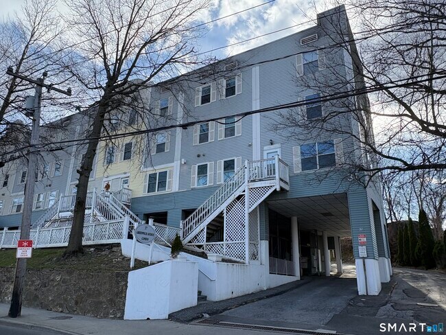Foto del edificio - 37 Greenwich Ave