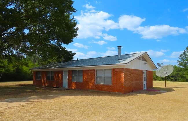 Foto del edificio - Country Living in Arp! 3 Bedroom, 1 Bath H...