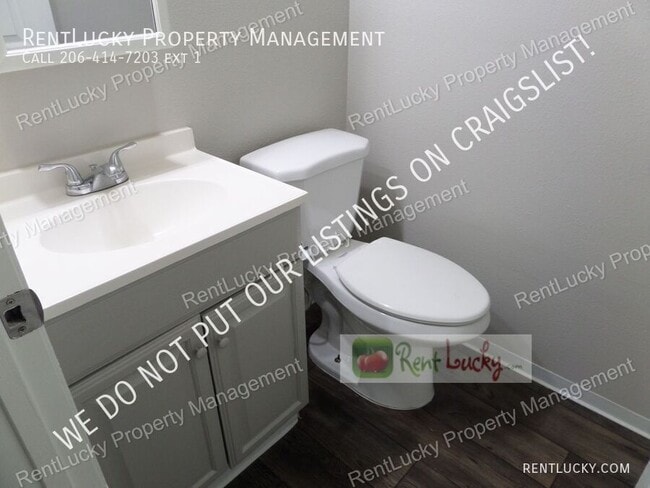 Building Photo - 33027 22nd Pl S