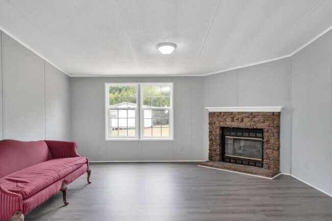 Foto del edificio - 108 Denn-Field Ln