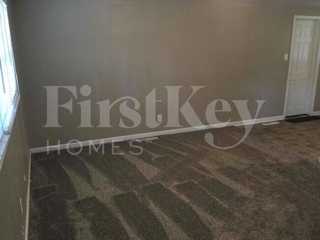 Foto del edificio - 8111 N Jefferson St