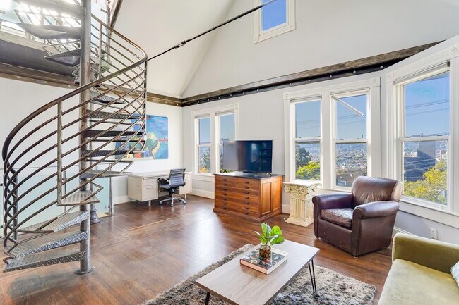 Building Photo - 1139 De Haro St