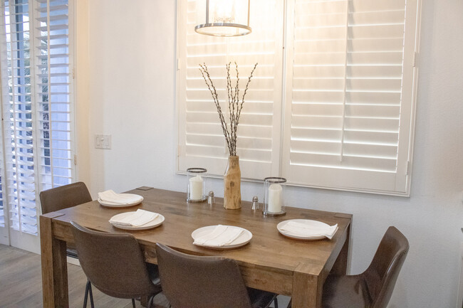 Eat in kitchen with views of the golf course - 50240 Spyglass Hill Dr