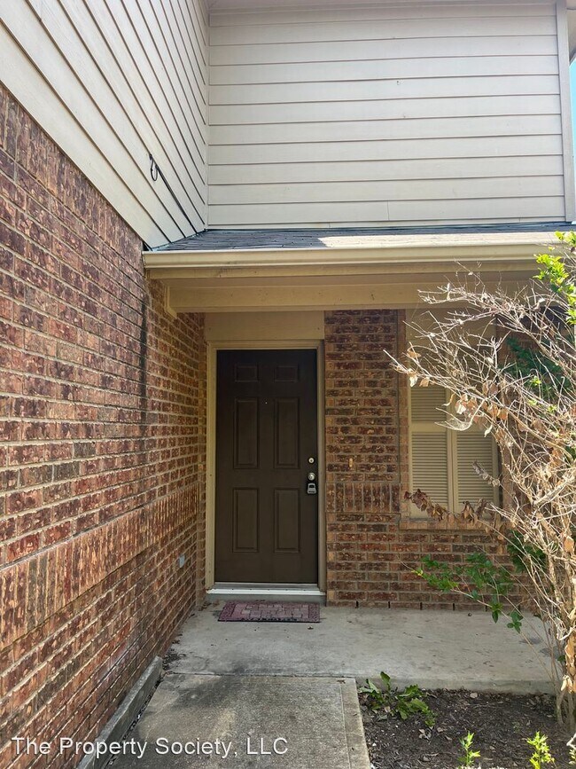 Building Photo - 3 br, 2.5 bath House - 6800 Ferrystone Pass