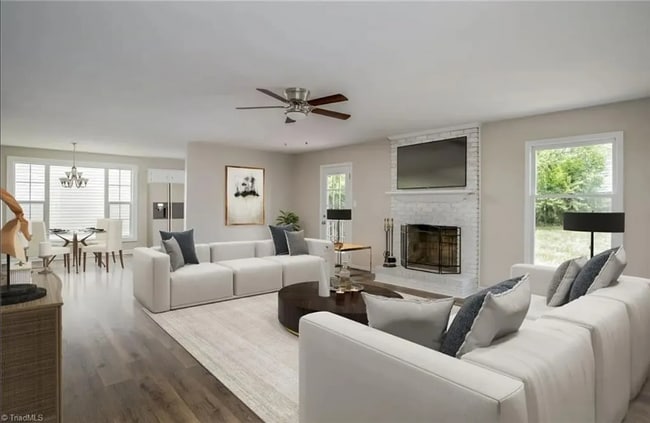 Foto del edificio - 4219 Chilton Way