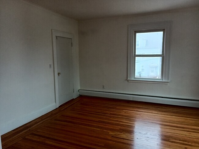 Building Photo - 55 Sherman Ave