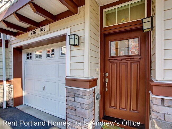 Foto del edificio - 2 br, 2.5 bath House - 836 NW 118th Ave. #102