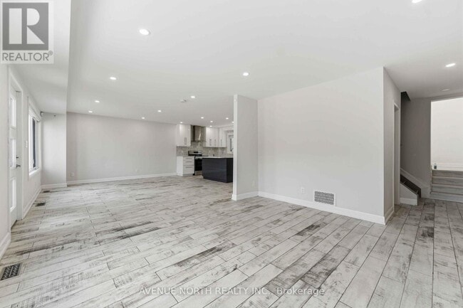 Building Photo - 2676 Ayers Ave