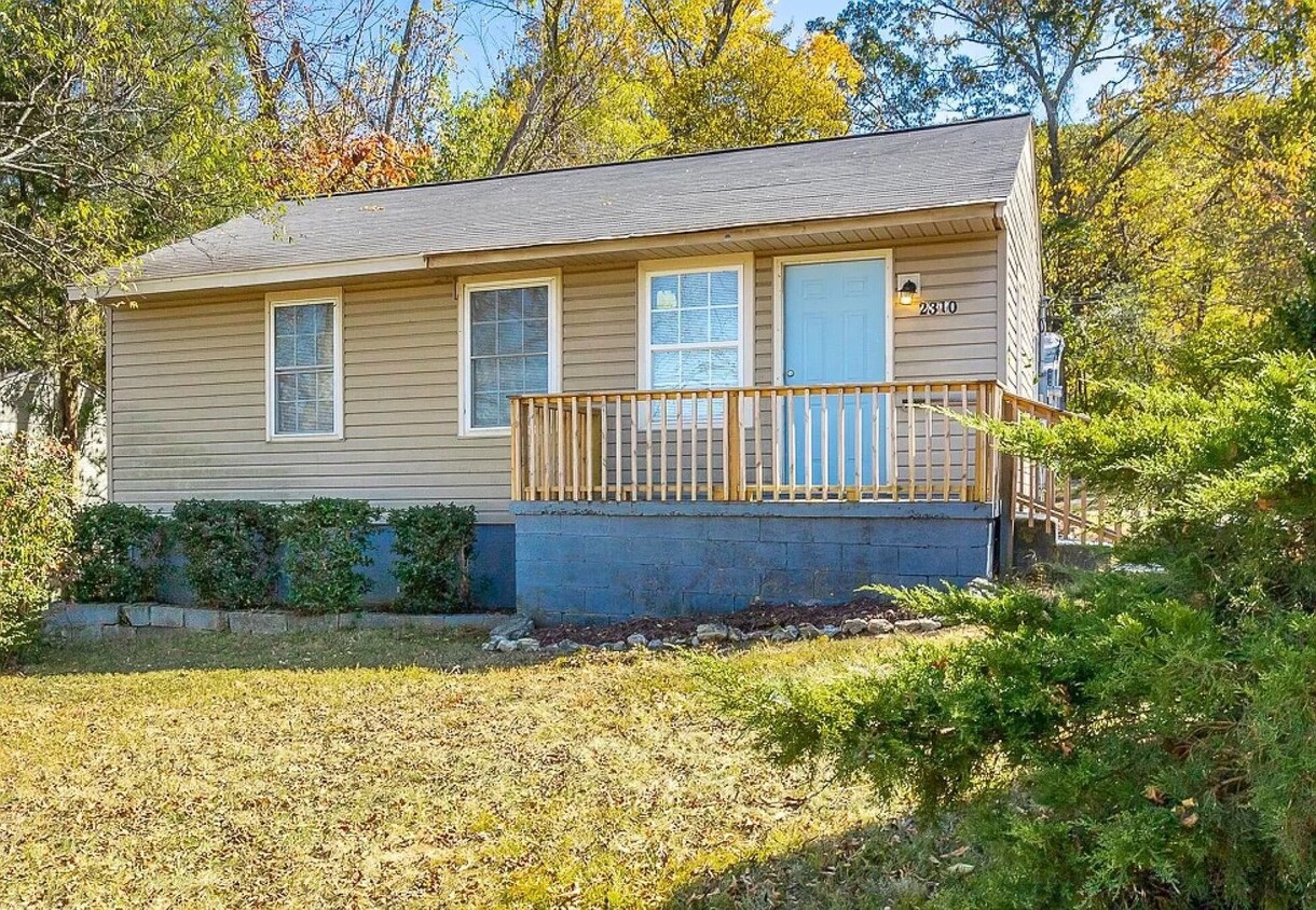 Don't Miss completely remodeled 2 bedroom... - Don't Miss completely remodeled  2 bedroom...