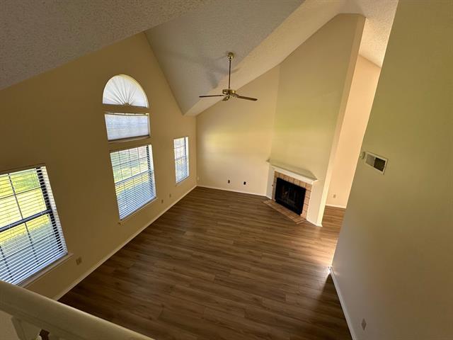 Foto del edificio - 4150 Heartstone Dr