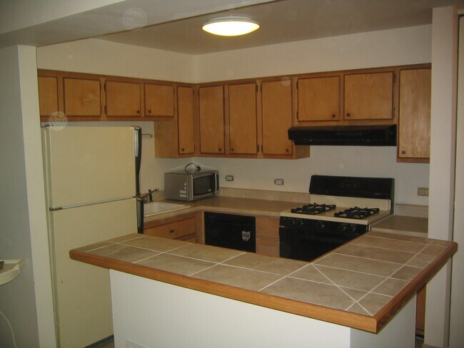 Cocina - 1261 W Westgate Ter