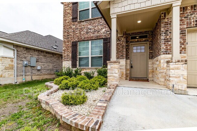 Building Photo - 675 Patriot Dr