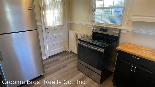 Building Photo - 2 br, 1 bath House - 11939 Mill Road