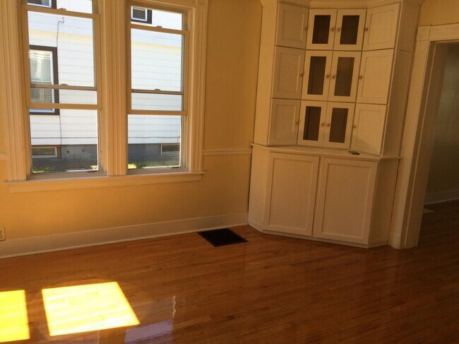 Foto del edificio - 584 Washington Ave