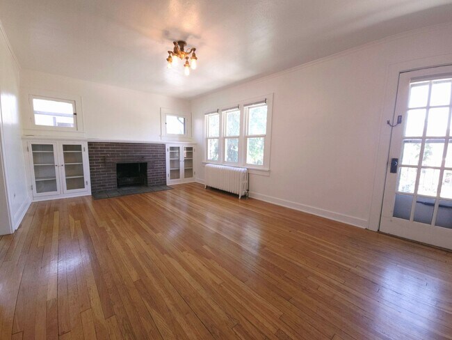 Building Photo - 440-442 Clarkson
