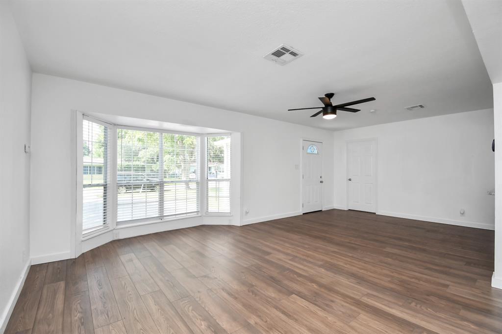 Foto principal - 2713 John St