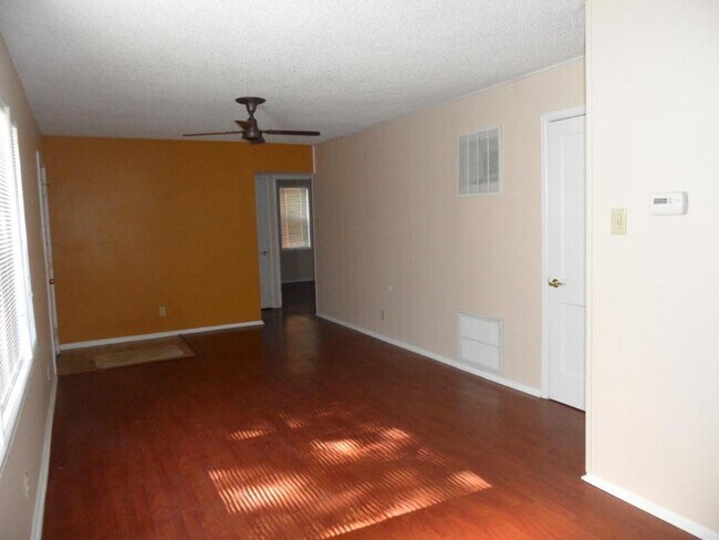 Foto del edificio - 2117 SW Edgewater