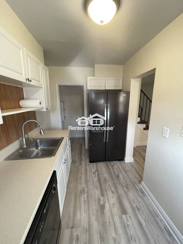 Foto del edificio - 8407 Kavanagh Rd