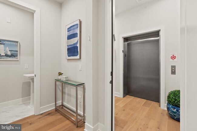 Foto del edificio - 43443 Croson Ln