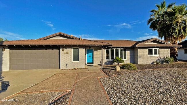 Building Photo - 3005 S Fairway Dr