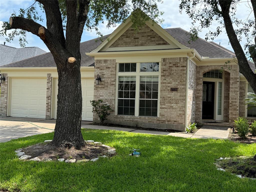 Foto principal - 17235 Eden Falls Ct