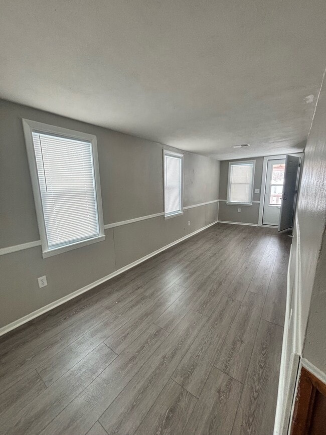 Building Photo - 314 Liston Ave