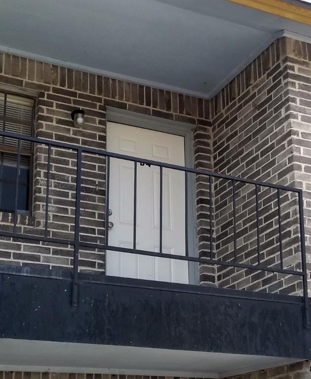 Foto del edificio - 305 S San Patricio St