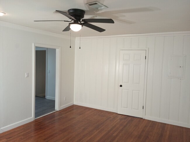 Foto del edificio - 3555 E Olive Rd