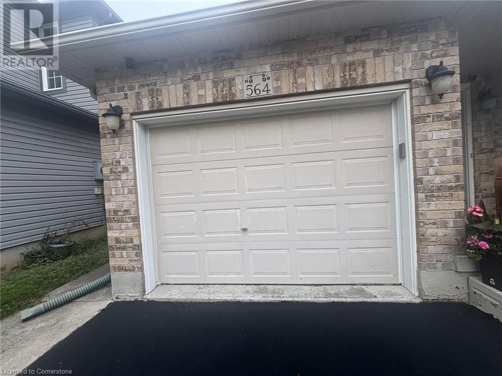 Photo principale - 564 Woolgrass Ave