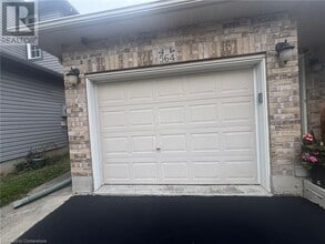 Building Photo - 564 Woolgrass Ave