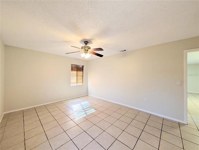 Foto del edificio - 1122 68th Ave Dr W