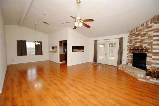 Building Photo - 11526 Kerman Dr