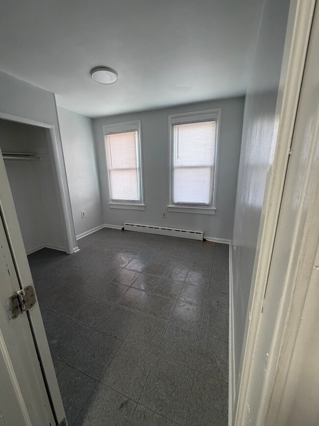 Building Photo - 3857 N 7th St
