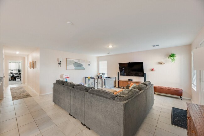 Foto del edificio - 123 Wheatgrass Ln