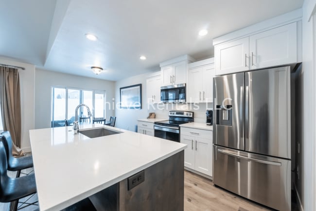 Foto del edificio - Single Family Rental in Wolfpack Crossing | Near Utah State and Hospitals