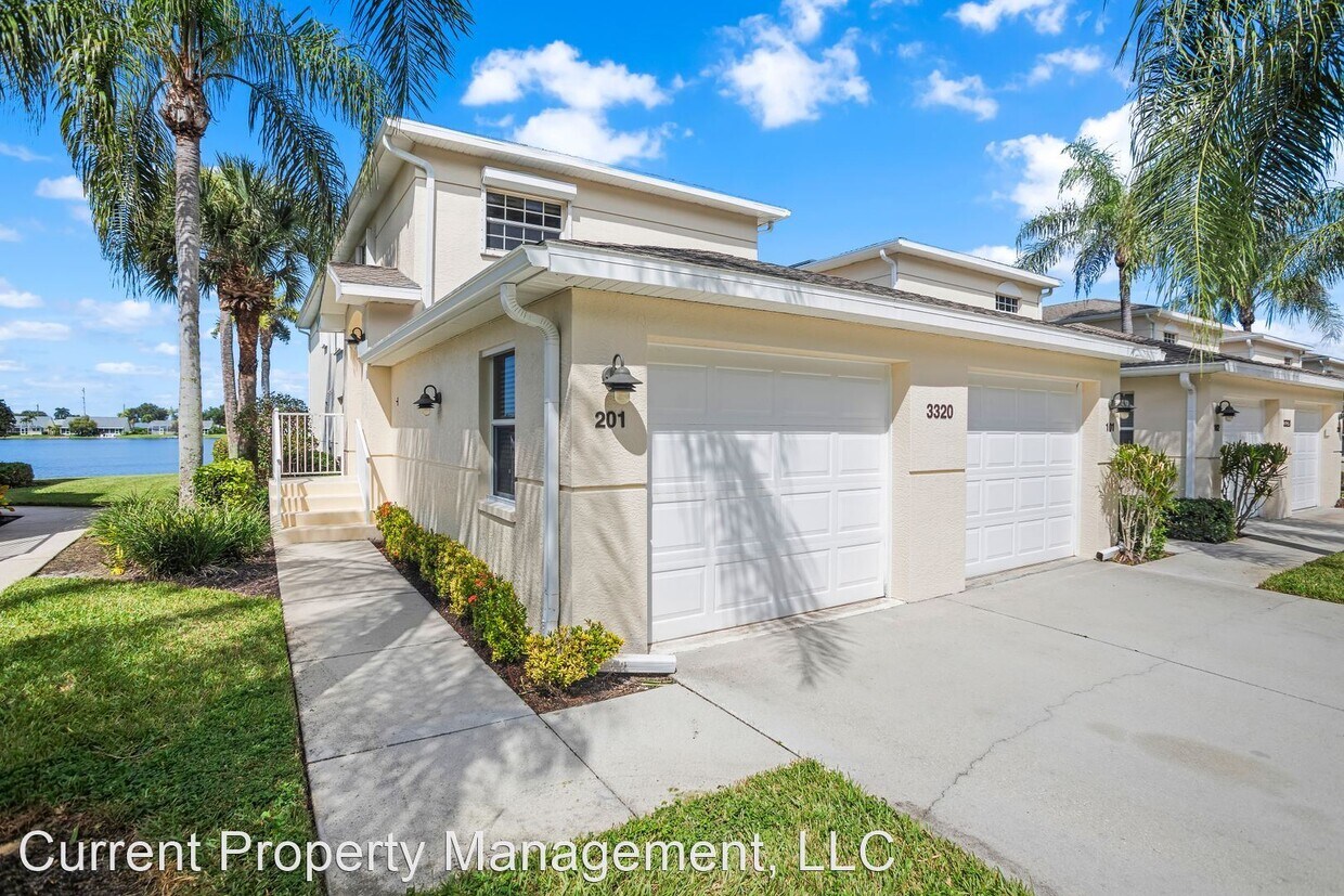 3 br, 2 bath House 3320 West Crown Point... House for Rent in