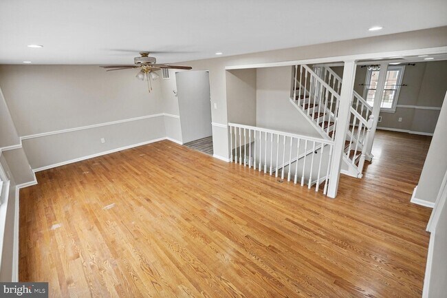 Foto del edificio - 8102 Pinelake Ct