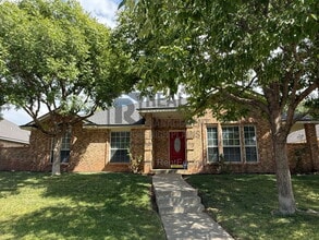 Building Photo - 4407 Van Winkle Dr