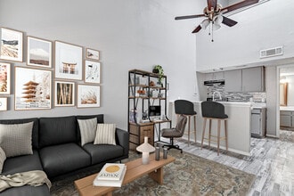 Building Photo - Sam Maverick Apartments