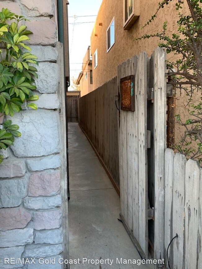 Building Photo - 1 br, 1 bath House - 132 Hollywood Ave