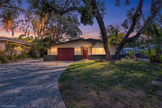 Foto del edificio - 211 Timberlane Dr
