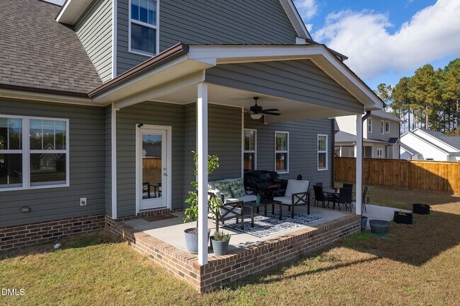 Building Photo - 26 Valleydale Dr