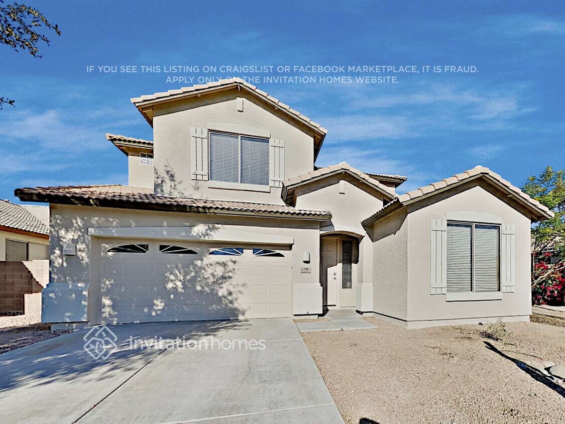 Foto principal - 244 S 124th Ave