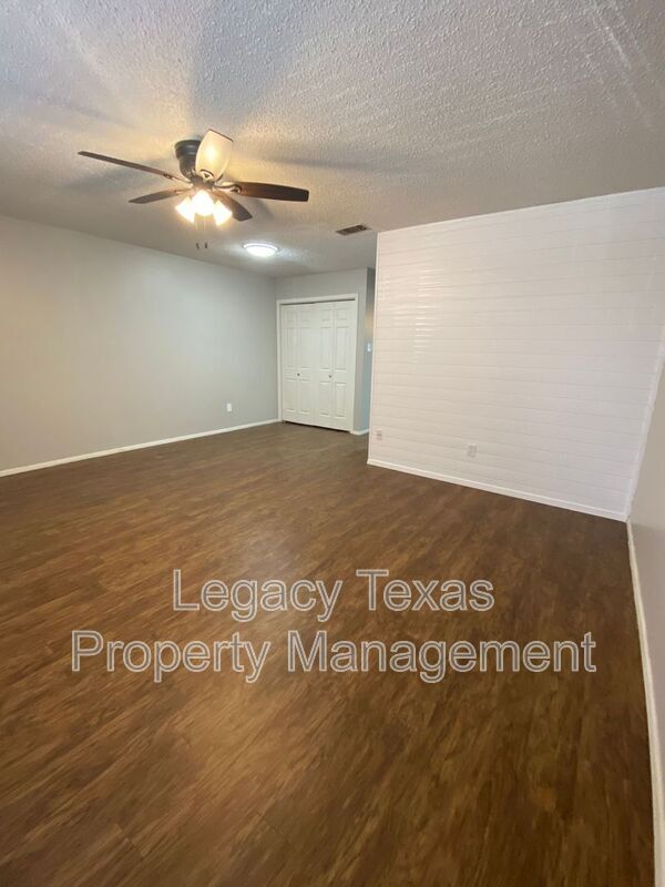 Foto principal - 1409 W Kilpatrick St