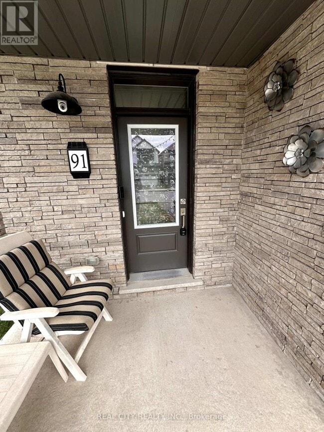 Building Photo - 91 Keelson St