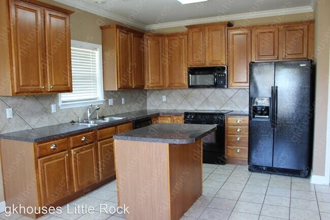 Building Photo - 3 br, 2 bath House - 31 Westfield Ct